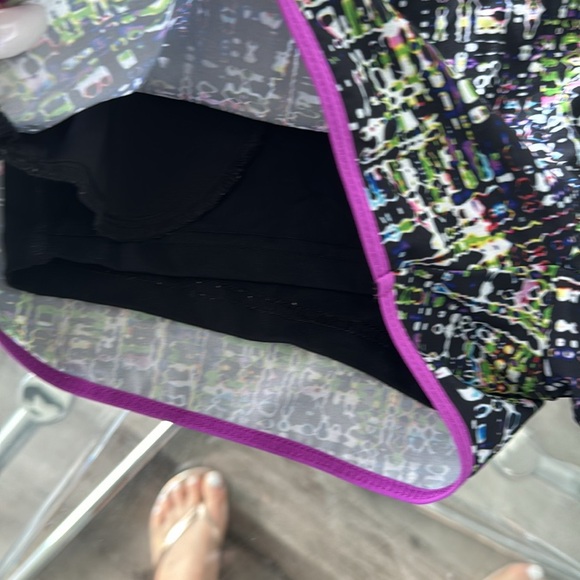 Fabletics Shorts - Picture 2 of 6